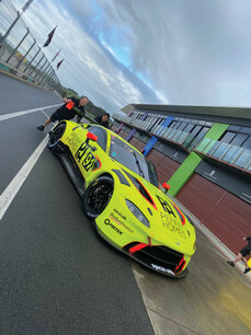 Aston Martin GT3 Penny Homes Racing Ronan Murphy Aston Martin GT3 Penny Homes Racing Ronan Murphy